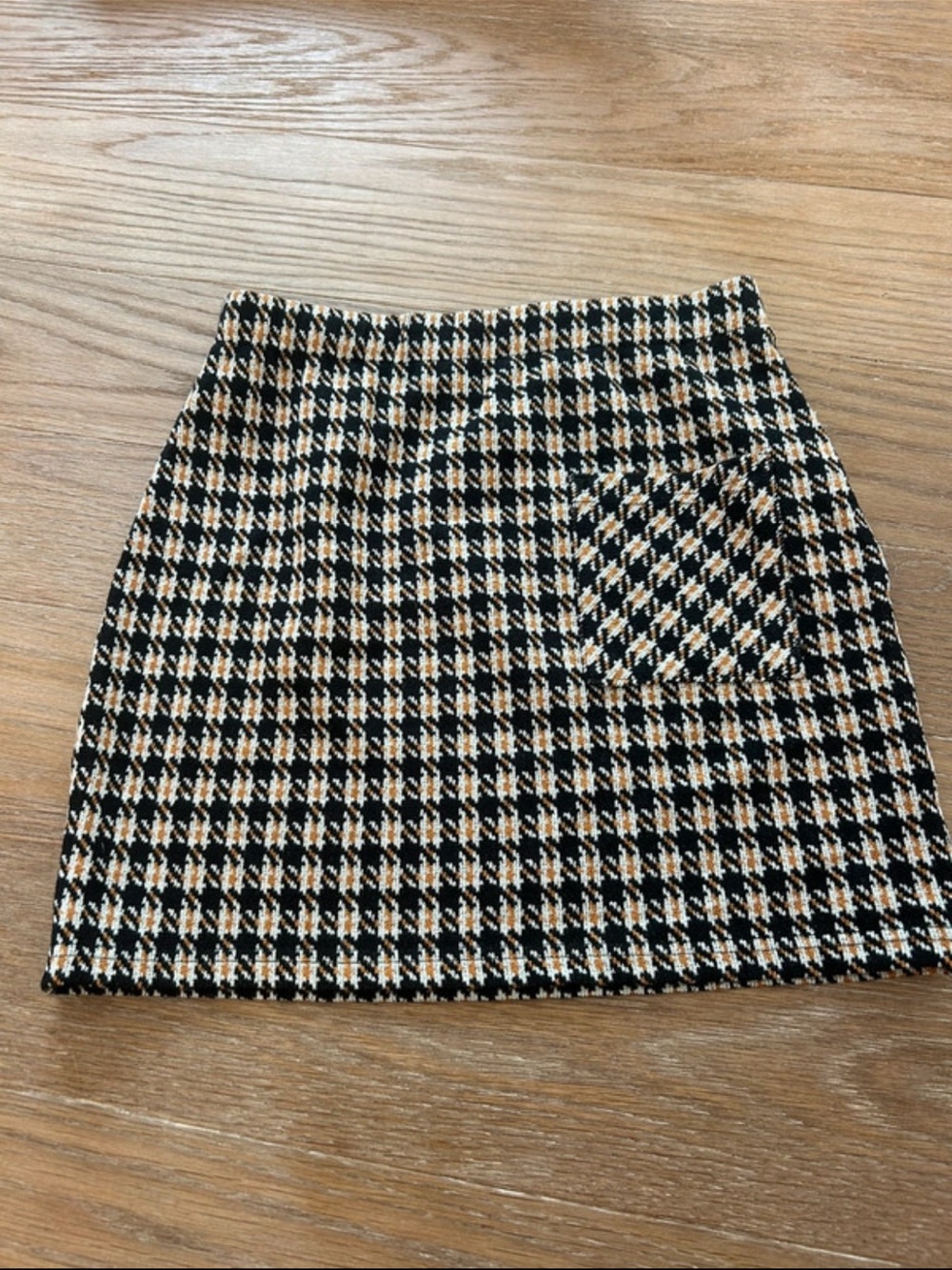 Houndstooth Mini Skirt in Black and Cream with Front Patch Pocket